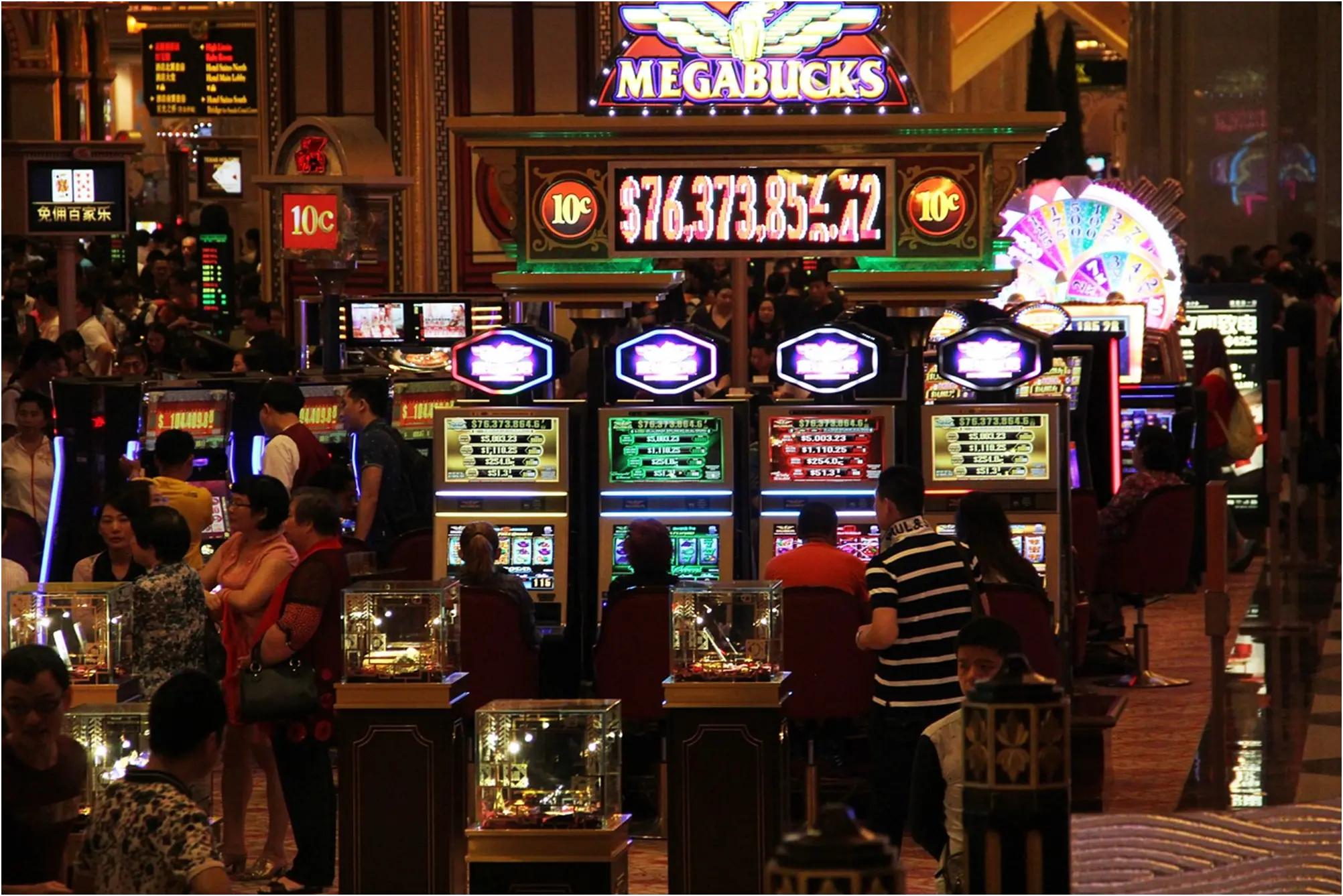 Online vs. On-Site How Casino Promotions Differ