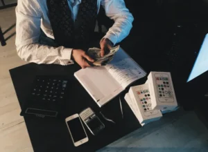 Money-Saving Hacks Every Aspiring Entrepreneur Should Know