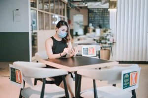 How Corporate Apparel Programs Shape Company Culture
