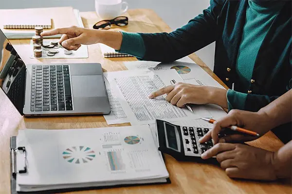 The Benefits of Outsourcing QuickBooks Accounting Services for Your Business