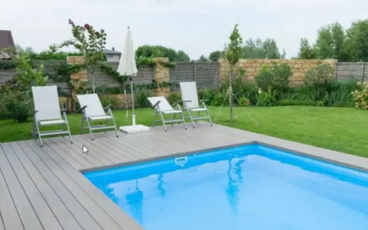 Can You Service Your Own Pool, or Is Professional Pool Service Better